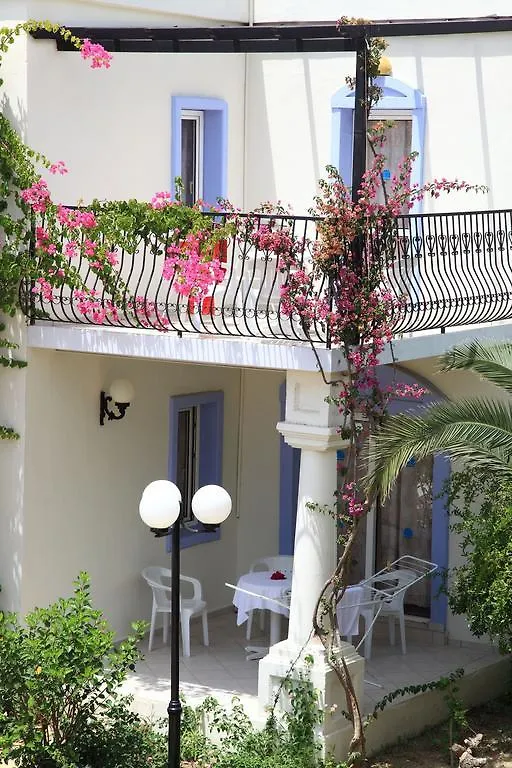 Club Paloma Apartment 검벳 2*,