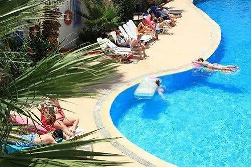 Club Paloma Apartment 검벳